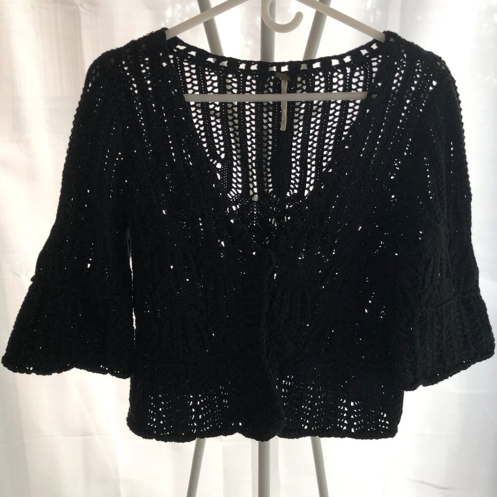 FREE PEOPLE ANTHROPOLOGIE OPEN STITCH OPEN-KNIT BLACK SWEATER SIZE M